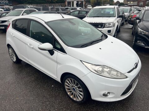 Ford Fiesta 1.6 Titanium 5dr 8