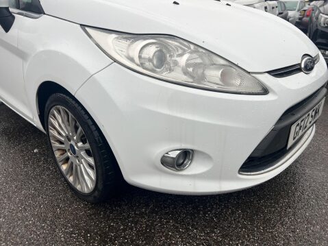 Ford Fiesta 1.6 Titanium 5dr 12