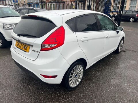 Ford Fiesta 1.6 Titanium 5dr 6