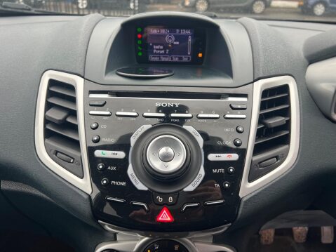 Ford Fiesta 1.6 Titanium 5dr 27