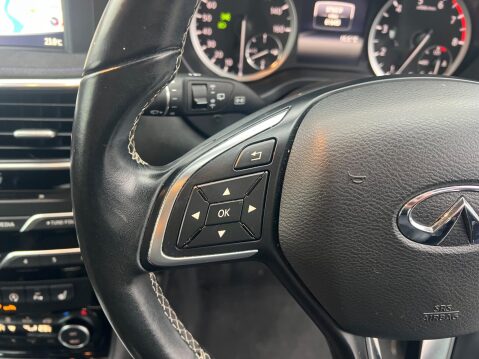 Infiniti Q30 1.6T Business Executive Hatchback 5dr Petrol Manual Euro 6 (s/s) (122 ps) 18