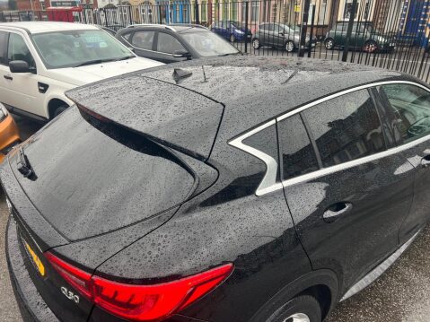 Infiniti Q30 1.6T Business Executive Hatchback 5dr Petrol Manual Euro 6 (s/s) (122 ps) 14