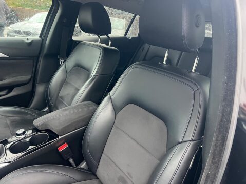 Infiniti Q30 1.6T Business Executive Hatchback 5dr Petrol Manual Euro 6 (s/s) (122 ps) 24