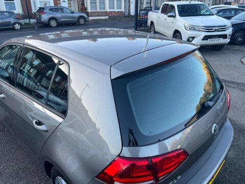 Volkswagen Golf 1.4 TSI BlueMotion Tech Match DSG Euro 5 (s/s) 5dr 17