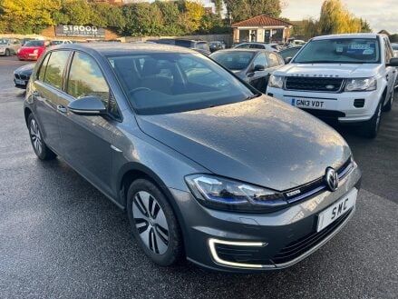 Volkswagen Golf 35.8kWh e-Golf Auto 5dr