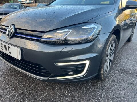 Volkswagen Golf 35.8kWh e-Golf Auto 5dr 10