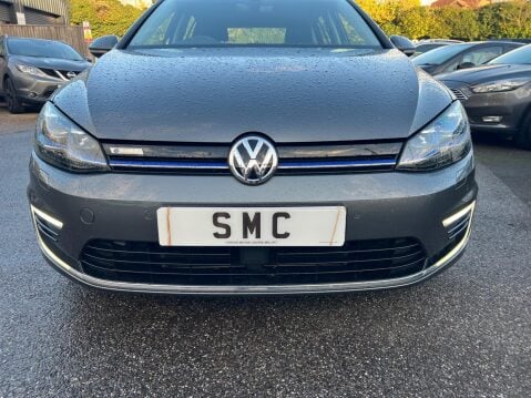Volkswagen Golf 35.8kWh e-Golf Auto 5dr 9
