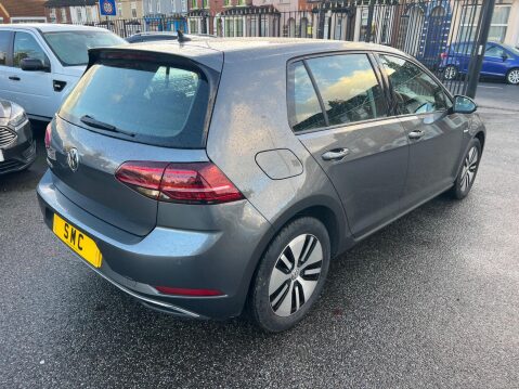 Volkswagen Golf 35.8kWh e-Golf Auto 5dr 6
