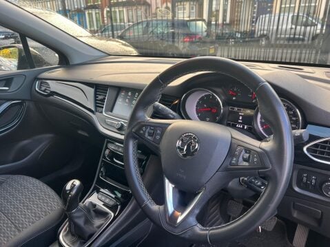 Vauxhall Astra 1.4i Turbo SRi Euro 6 5dr 18