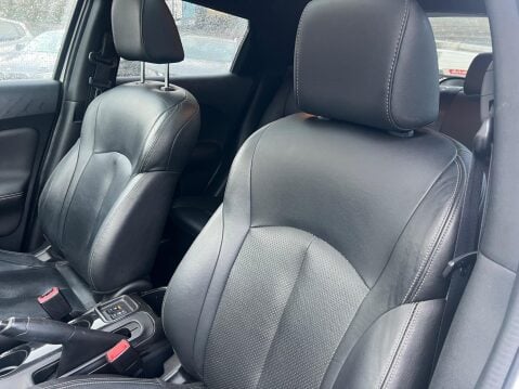 Nissan Juke 1.6 DIG-T Tekna Euro 6 (s/s) 5dr 23