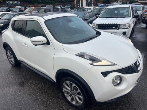 Nissan Juke 1.6 DIG-T Tekna Euro 6 (s/s) 5dr 8