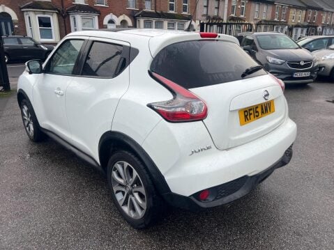 Nissan Juke 1.6 DIG-T Tekna Euro 6 (s/s) 5dr 4