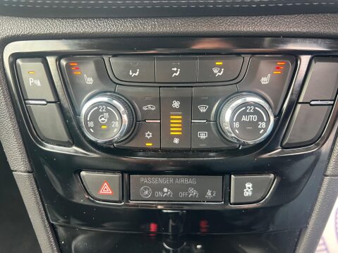 Vauxhall Mokka X 1.4i Turbo Elite Nav Auto Euro 6 5dr 35