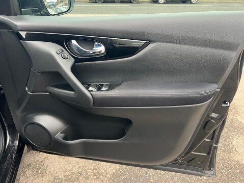 Nissan Qashqai 1.3 DIG-T Acenta Premium DCT Auto Euro 6 (s/s) 5dr 29