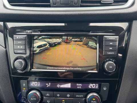 Nissan Qashqai 1.3 DIG-T Acenta Premium DCT Auto Euro 6 (s/s) 5dr 33