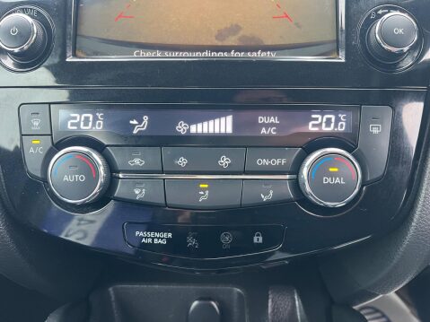 Nissan Qashqai 1.3 DIG-T Acenta Premium DCT Auto Euro 6 (s/s) 5dr 34