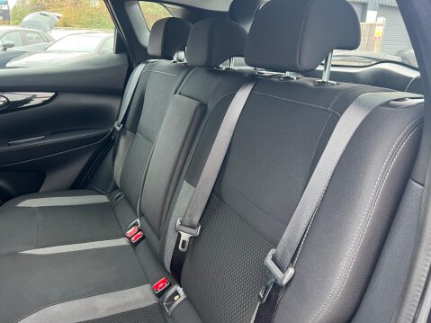 Nissan Qashqai 1.3 DIG-T Acenta Premium DCT Auto Euro 6 (s/s) 5dr 28