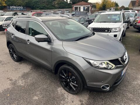 Nissan Qashqai 1.2 DIG-T Tekna 2WD Euro 6 (s/s) 5dr 8
