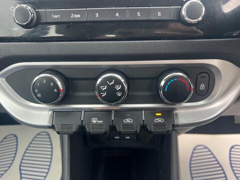 Kia Rio 1.25 1 Euro 6 3dr 31