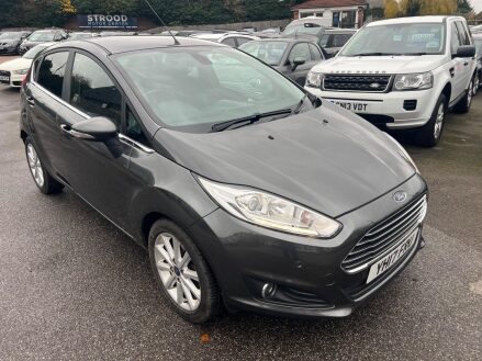 Ford Fiesta 1.0T EcoBoost Titanium Euro 6 (s/s) 5dr