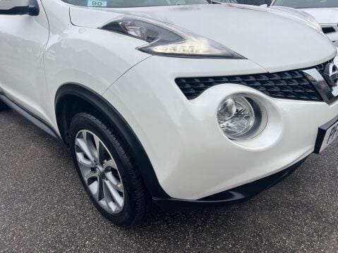 Nissan Juke 1.6 DIG-T Tekna Euro 6 (s/s) 5dr 12