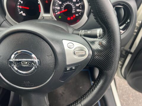 Nissan Juke 1.6 DIG-T Tekna Euro 6 (s/s) 5dr 17