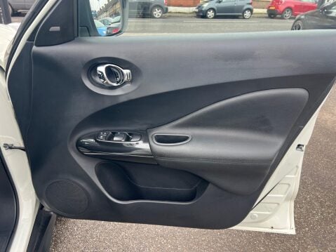 Nissan Juke 1.6 DIG-T Tekna Euro 6 (s/s) 5dr 36