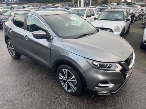 Nissan Qashqai 1.2 DIG-T N-Connecta XTRON Euro 6 (s/s) 5dr 8