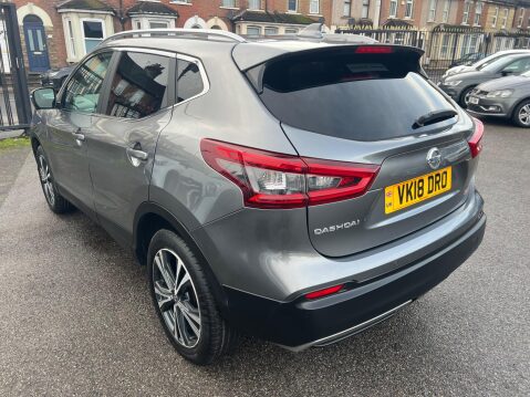 Nissan Qashqai 1.2 DIG-T N-Connecta XTRON Euro 6 (s/s) 5dr 4