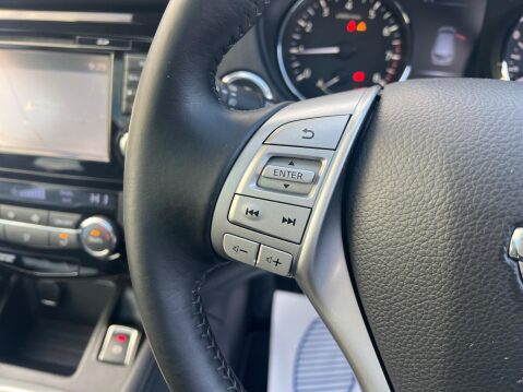 Nissan Qashqai 1.2 DIG-T Tekna 2WD Euro 5 (s/s) 5dr 20