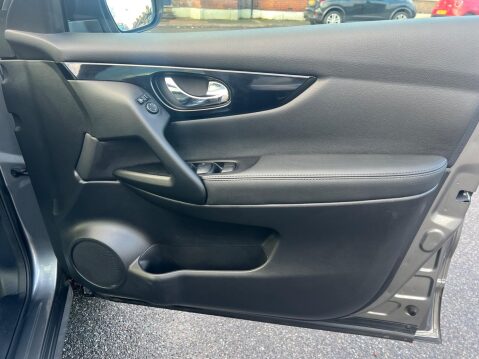 Nissan Qashqai 1.2 DIG-T Tekna 2WD Euro 5 (s/s) 5dr 33