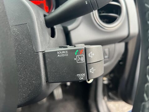 Dacia Sandero Stepway 0.9 TCe Comfort Euro 6 (s/s) 5dr 22