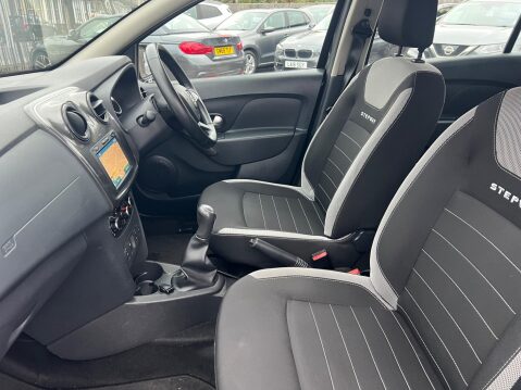 Dacia Sandero Stepway 0.9 TCe Comfort Euro 6 (s/s) 5dr 25