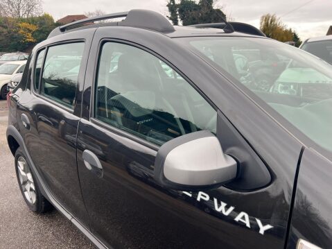 Dacia Sandero Stepway 0.9 TCe Comfort Euro 6 (s/s) 5dr 13