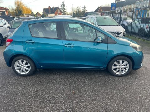 Toyota Yaris 1.33 Dual VVT-i T Spirit Euro 5 5dr 7