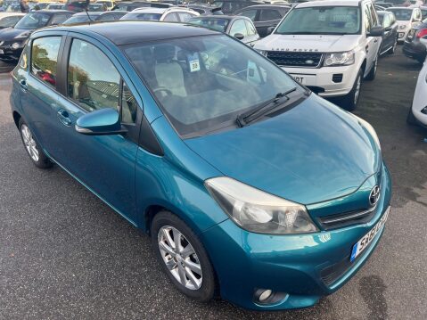 Toyota Yaris 1.33 Dual VVT-i T Spirit Euro 5 5dr 8