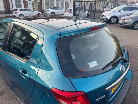 Toyota Yaris 1.33 Dual VVT-i T Spirit Euro 5 5dr 13