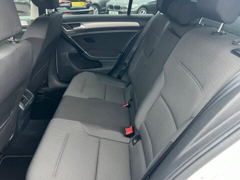 Volkswagen Golf 1.6 TDI BlueMotion Tech Match DSG Euro 6 (s/s) 5dr 26