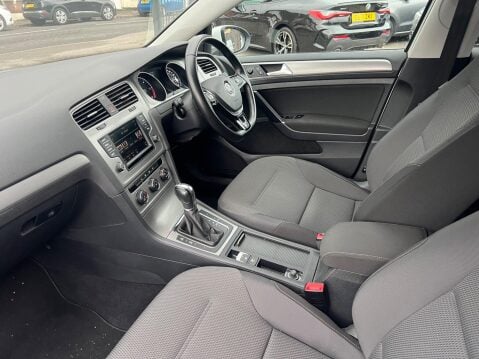 Volkswagen Golf 1.6 TDI BlueMotion Tech Match DSG Euro 6 (s/s) 5dr 21