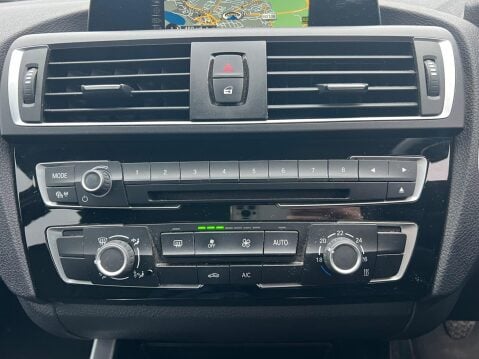 BMW 1 Series 1.5 118i Sport Euro 6 (s/s) 5dr 26