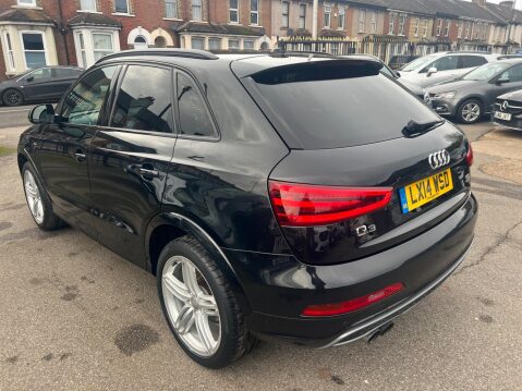 Audi Q3 2.0 TDI S line S Tronic quattro Euro 5 (s/s) 5dr 4