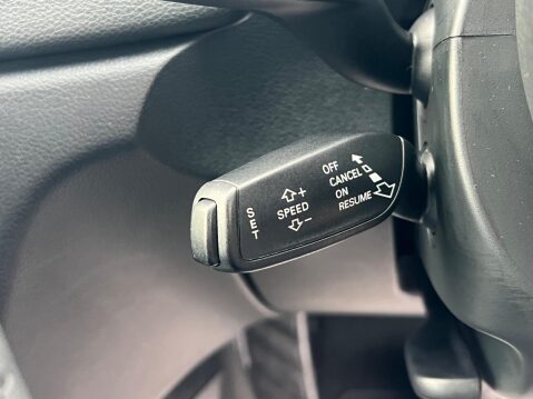 Audi Q3 2.0 TDI S line S Tronic quattro Euro 5 (s/s) 5dr 25