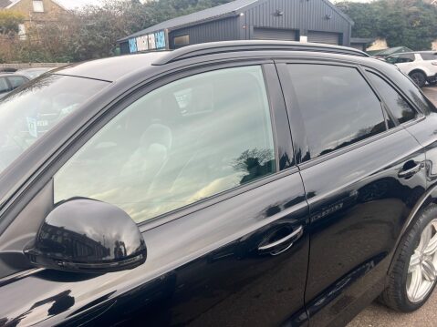 Audi Q3 2.0 TDI S line S Tronic quattro Euro 5 (s/s) 5dr 15