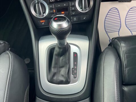 Audi Q3 2.0 TDI S line S Tronic quattro Euro 5 (s/s) 5dr 43