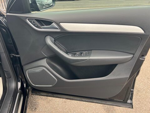 Audi Q3 2.0 TDI S line S Tronic quattro Euro 5 (s/s) 5dr 35