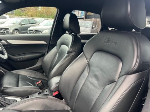 Audi Q3 2.0 TDI S line S Tronic quattro Euro 5 (s/s) 5dr 29