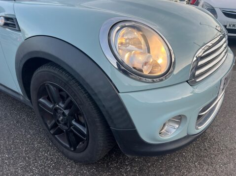 Mini Convertible 1.6 Cooper Euro 6 (s/s) 2dr 17