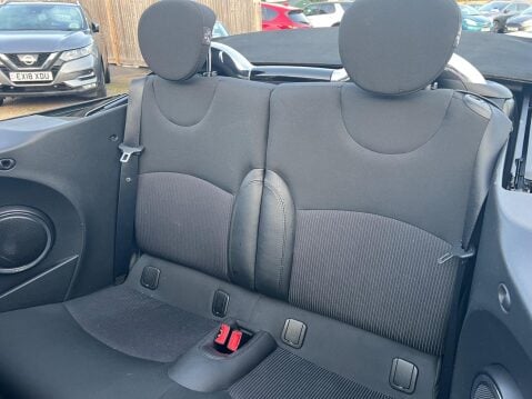 Mini Convertible 1.6 Cooper Euro 6 (s/s) 2dr 26