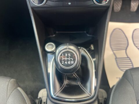 Ford Fiesta 1.0T EcoBoost Zetec Euro 6 (s/s) 3dr 27