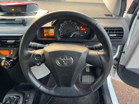 Toyota Iq 1.0 VVT-i 2 Euro 5 3dr 17